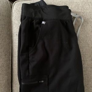 Figs High Wasted Zamora Jogger + Catrina Top